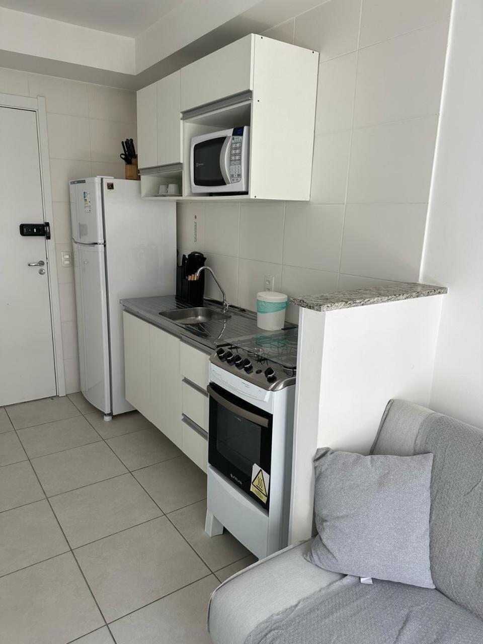 Apartamento Com Varanda, Proximo Vibra E Tokio Marine